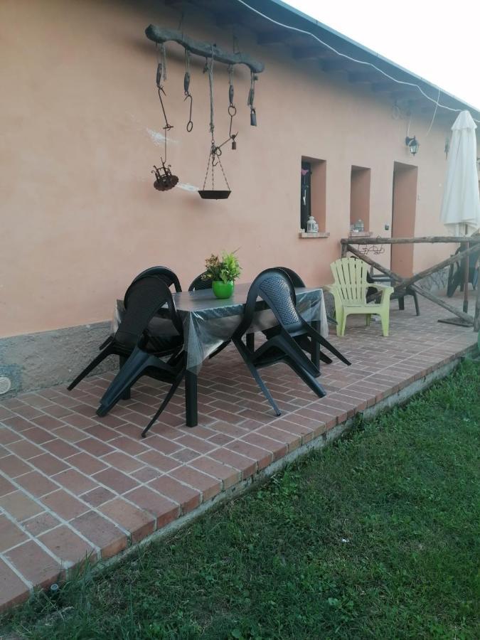 Casale Cavatella Acomodação com café da manhã Sermoneta Exterior foto