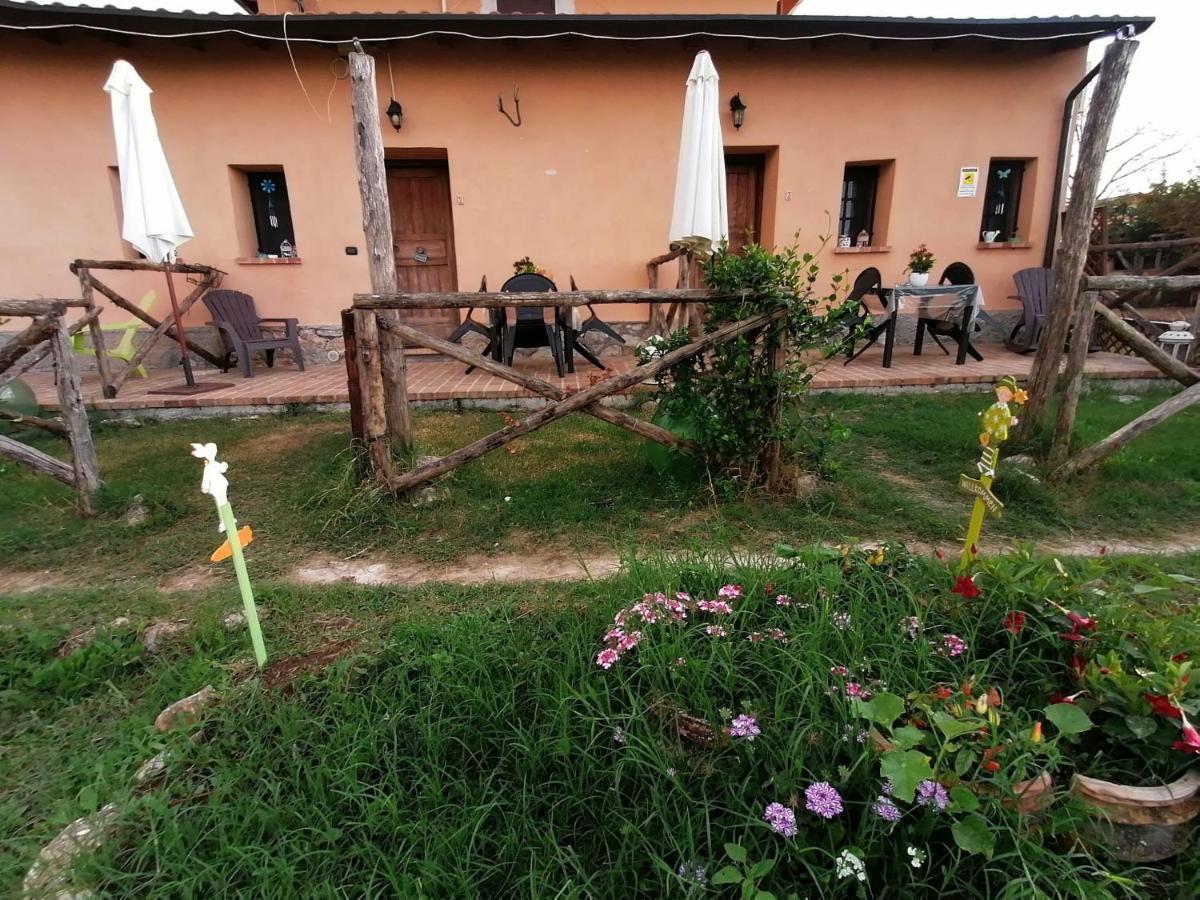 Casale Cavatella Acomodação com café da manhã Sermoneta Exterior foto