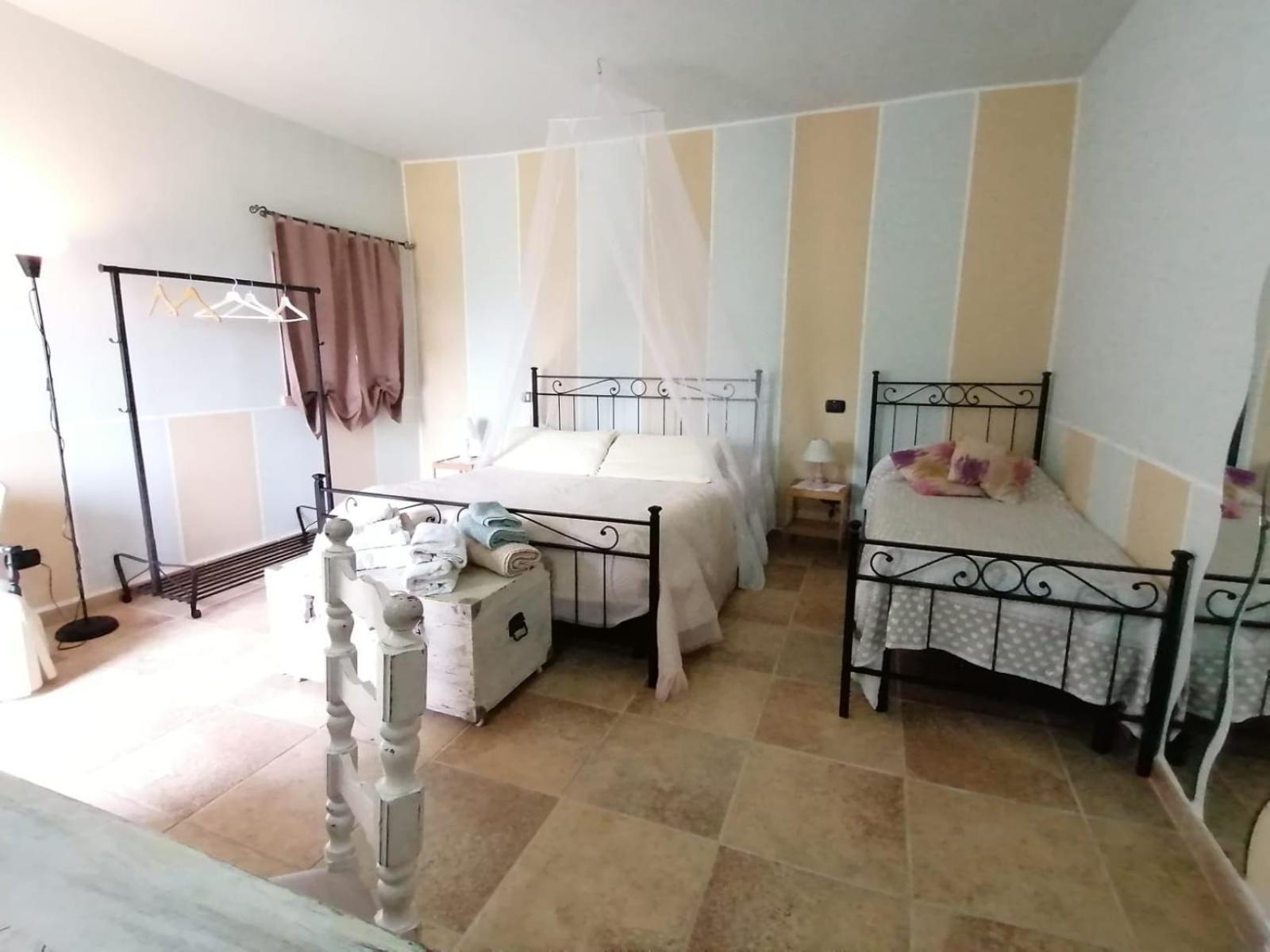 Casale Cavatella Acomodação com café da manhã Sermoneta Exterior foto